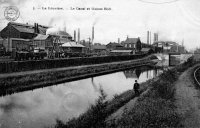 postkaart van La Louvière Le canal et usines Boël.