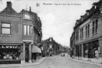 postkaart van Moeskroen Place de l'Ours - Rue de Tourcoing