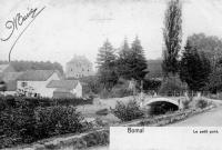 carte postale ancienne de Bomal Le petit pont