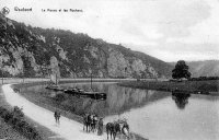 postkaart van Waulsort La Meuse et les rochers