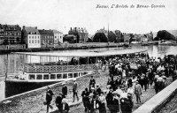 carte postale de Namur L'Arrivée du Bâteau-Touriste