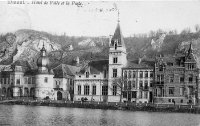 carte postale ancienne de Dinant Hôtel de ville et la Poste