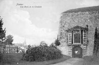 carte postale de Namur Une porte de la Citadelle