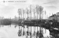 postkaart van Dendermonde Les Deux Ponts du Fort