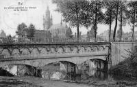 postkaart van Halle Le Canal passant au dessus de la Senne