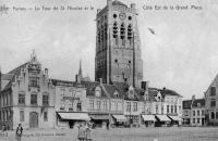 postkaart van Veurne La tour de St Nicolas et le côté Est de la Grand Place