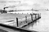postkaart van Zeebrugge L'embarcadère du môle