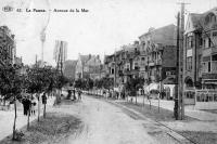 carte postale ancienne de La Panne Avenue de la Mer