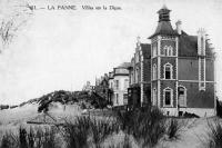 carte postale ancienne de La Panne Villas sur la Digue