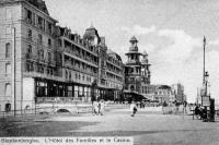 carte postale ancienne de Blankenberge L'Hôtel des familles et le Casino