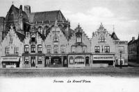 carte postale ancienne de Furnes La Grand' Place