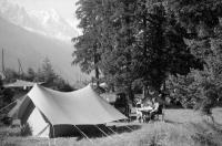 Alpes Vacances sous la tente - Austin modèle 1935