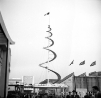 Expo58  De spiraalvormige toren van  Eternit