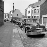 Belgique Chrysler New yorker modèle 1948 dans un convoi de mariage